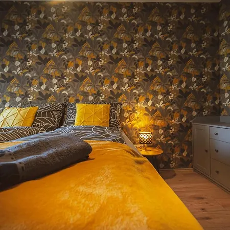 Ah-supreme