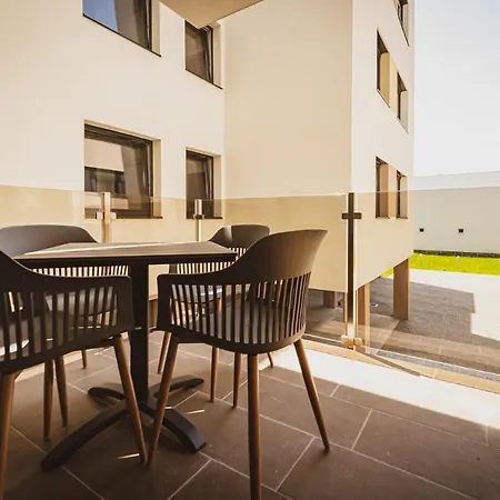Supreme Apartment